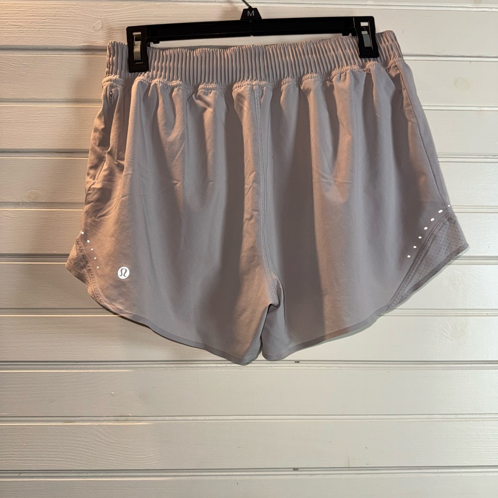 lululemon athletica Women's Light Tan Athletic Shorts - Picture 2 of 4